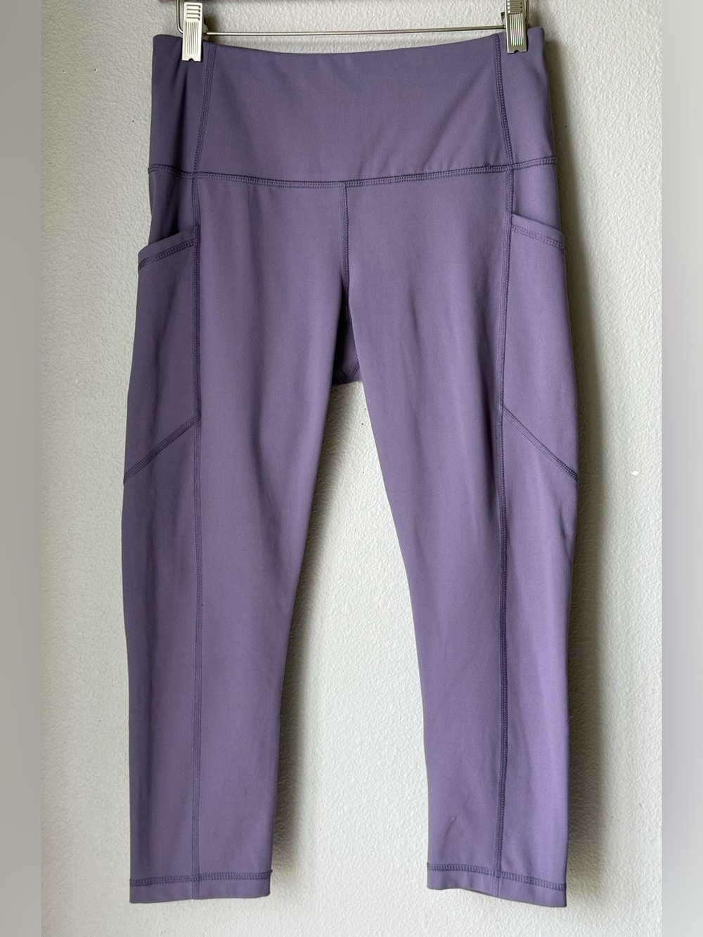Yogalicious Lux Women’s High-Waist Purple Active Leggings with Side Pockets Sz M